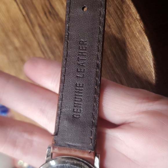 B3210 genuine leather dog watch needs batteries best of breed collectible